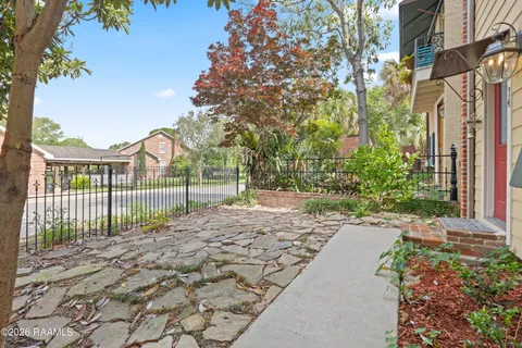 $294,900 | 14 Shadows Drive, Lafayette, LA 70508