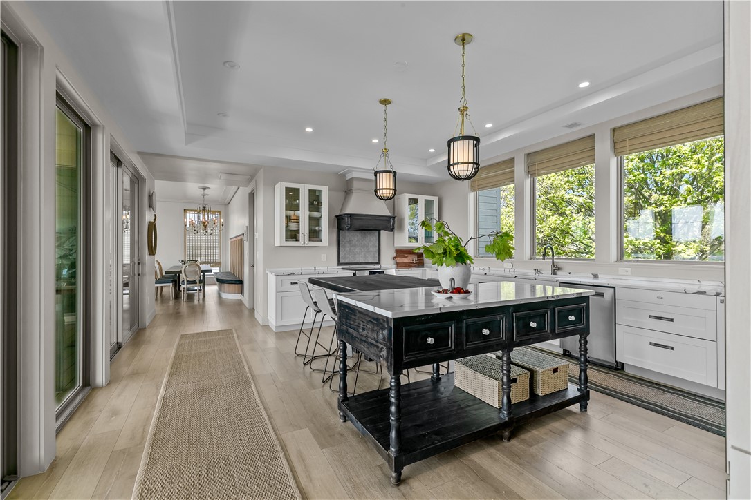 82 Ellery Road Newport, RI 02840 - Photo 11 of 30