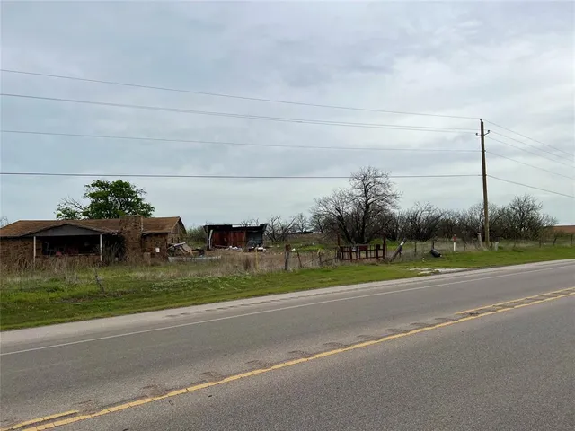 $100,000 | 9315 Highway 79, Wichita Falls, TX 76310