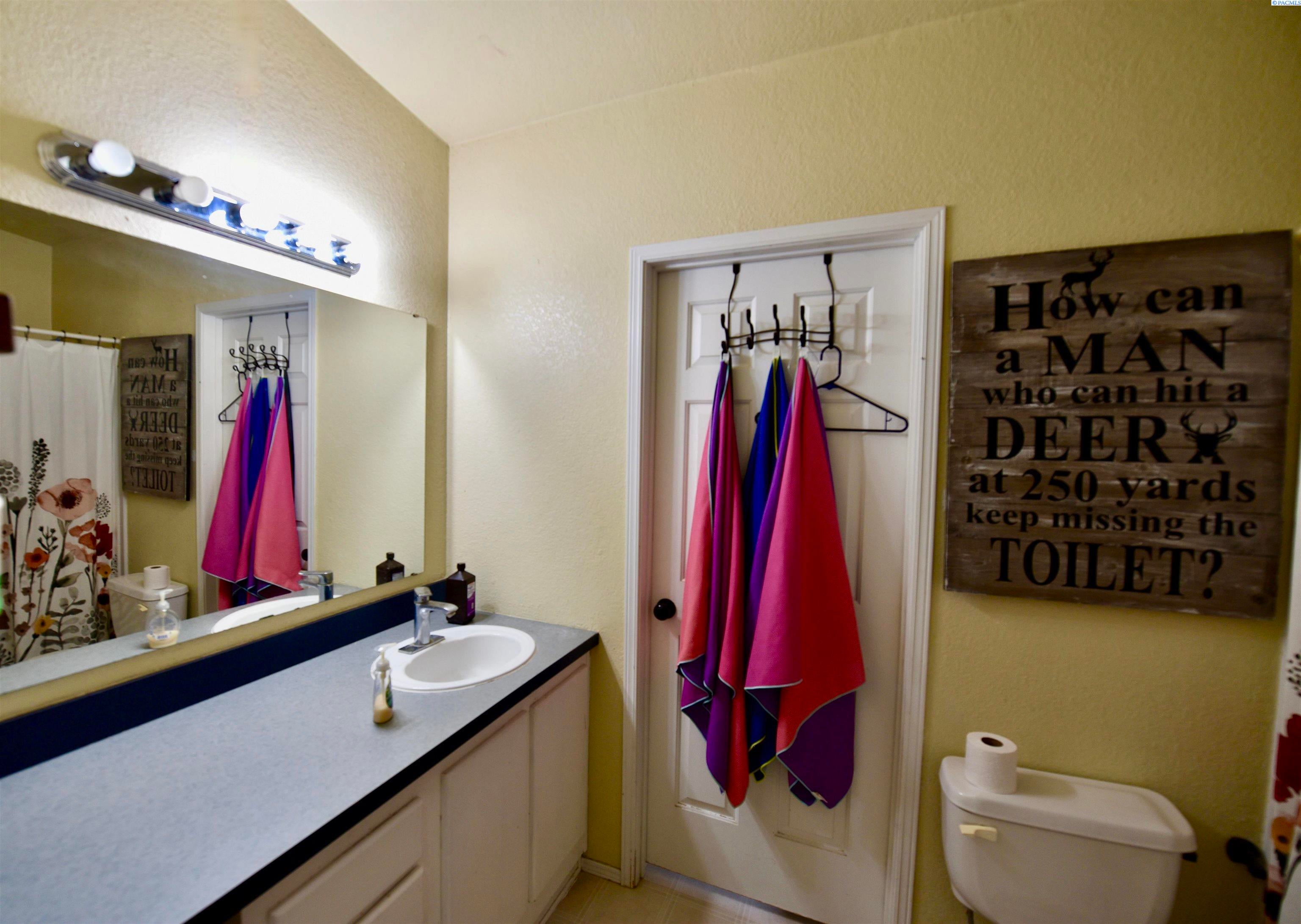 3834 Dogwood Road Pasco, WA 99301 - Photo 18 of 32 Gallery Image 18