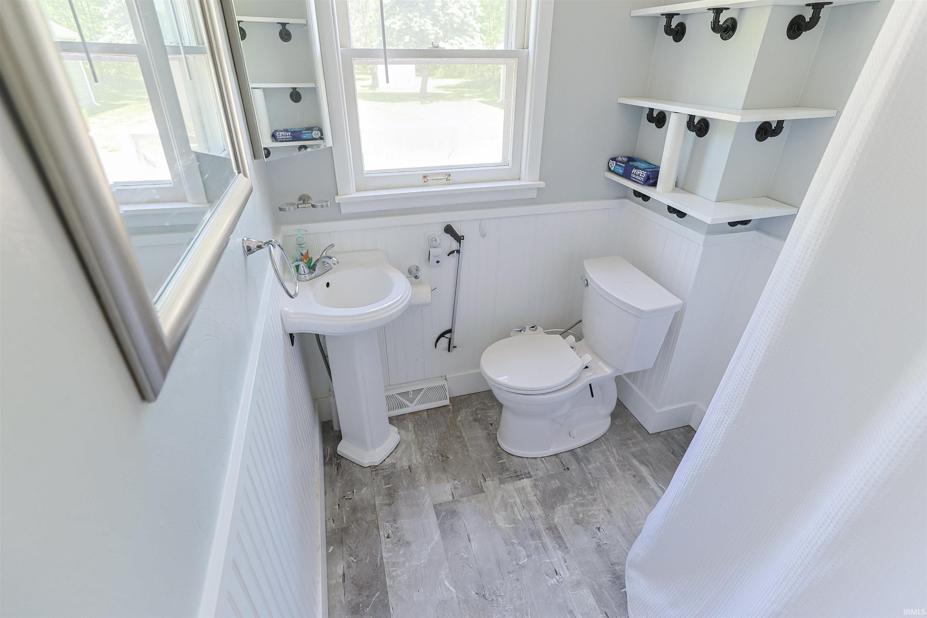 56738 Ash Road Elkhart, IN 46516 - Photo 18 of 38 Gallery Image 18