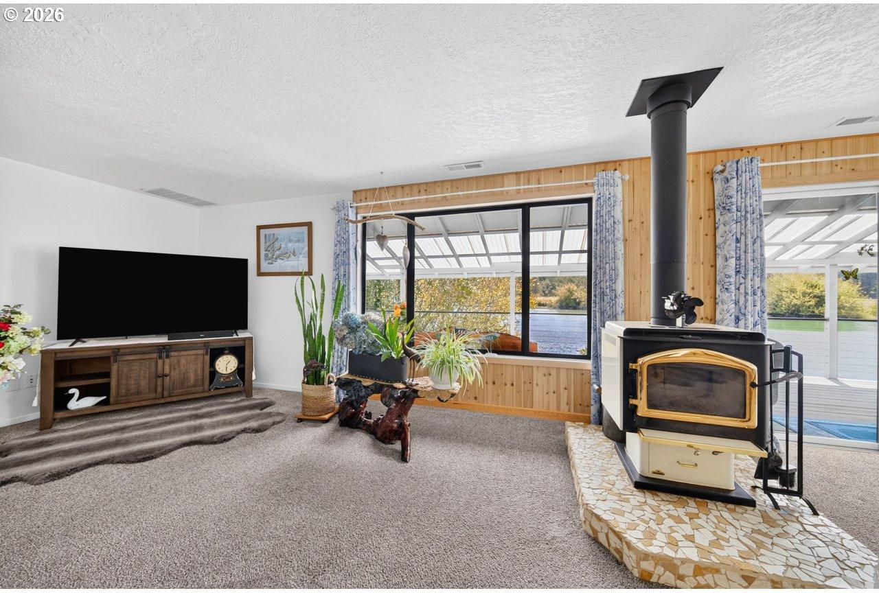 1144 Winchester Avenue Reedsport, OR 97467 - Photo 30 of 46 Gallery Image 30