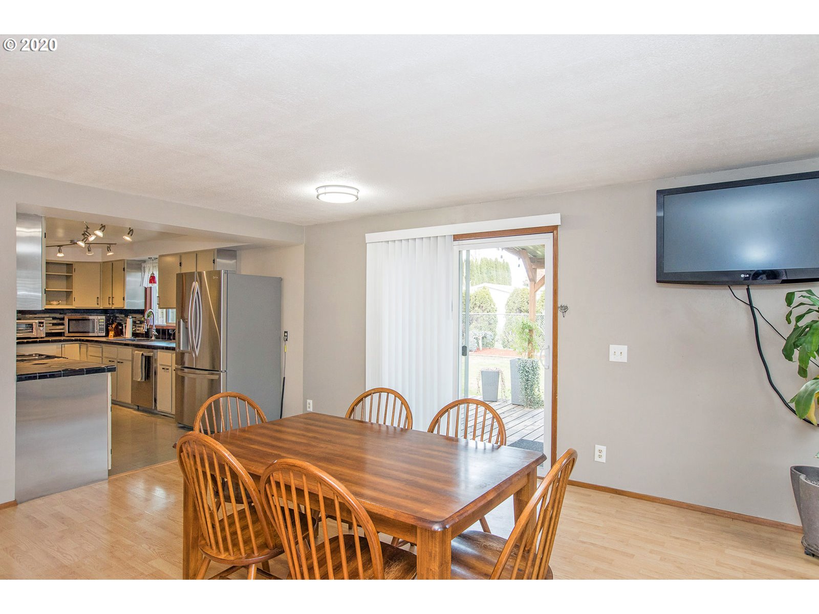 1130 S Street Springfield, OR 97477 - Photo 18 of 29