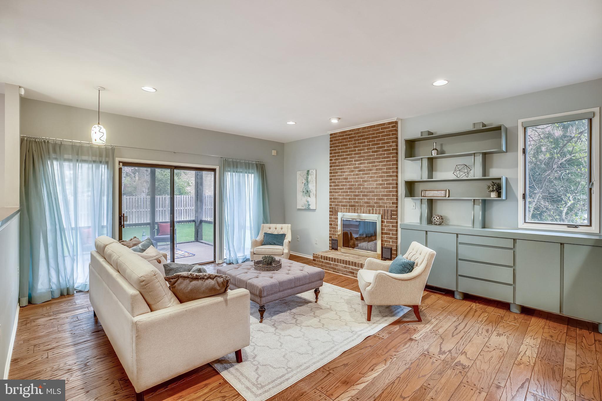 7903 Springer Road Bethesda, MD 20817 - Photo 23 of 83 Family room w/gas FP