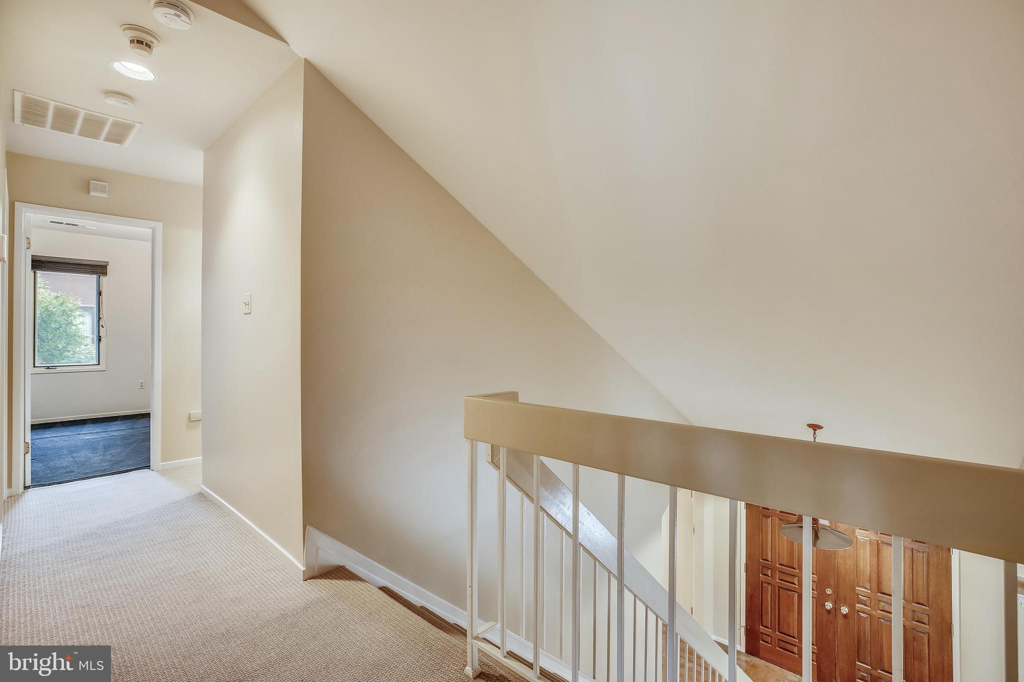7903 Springer Road Bethesda, MD 20817 - Photo 57 of 83 upper hallway