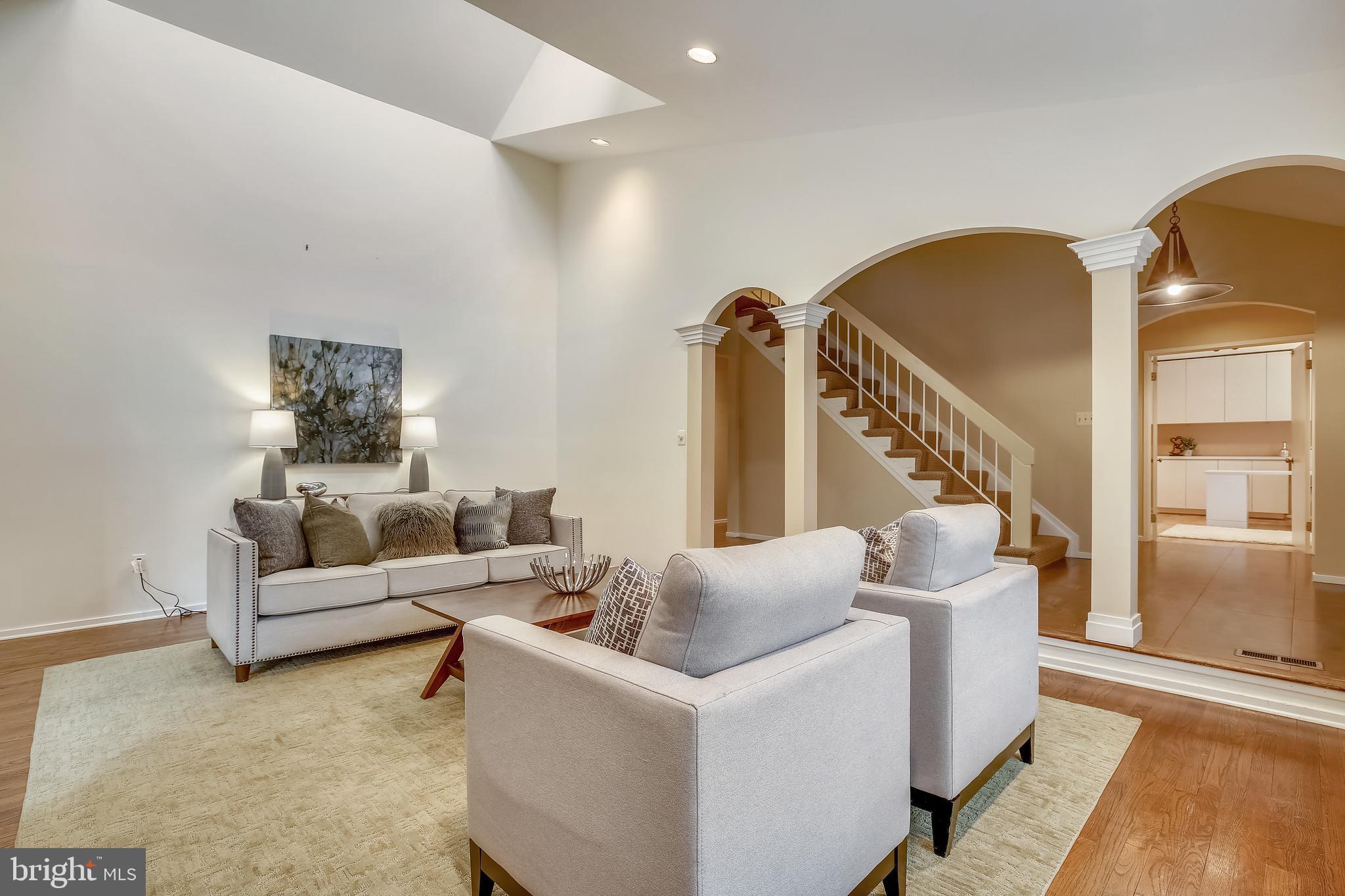 7903 Springer Road Bethesda, MD 20817 - Photo 9 of 83 Grand entertaining!