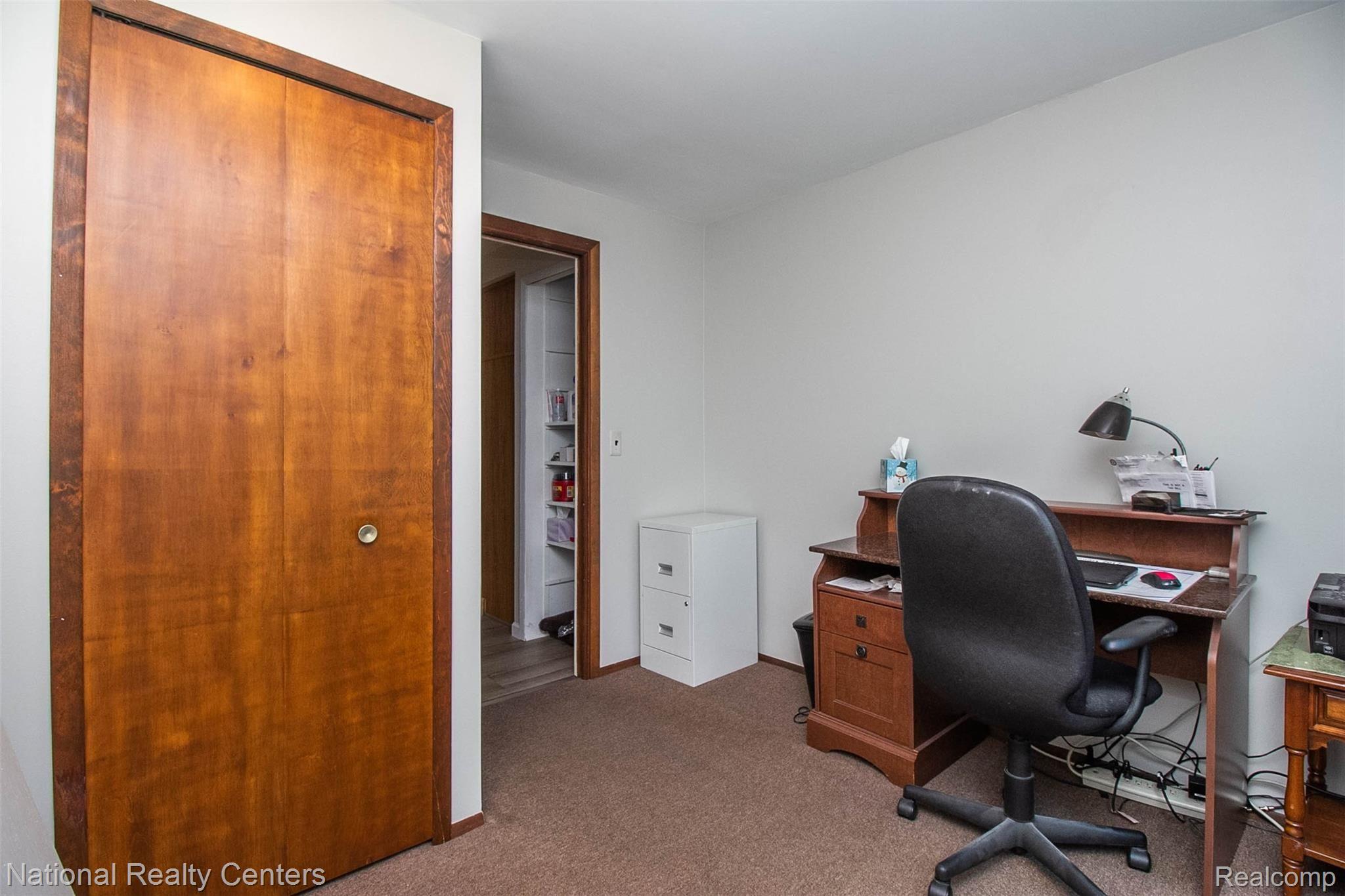 4171 England Beach Road White Lake, MI 48383 - Photo 32 of 41 16.jpg