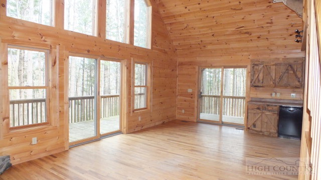 8010 Big Ivy Road Purlear, NC 28665 - Photo 8 of 14