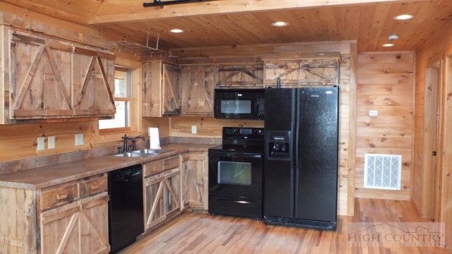 8010 Big Ivy Road Purlear, NC 28665 - Photo 10 of 14