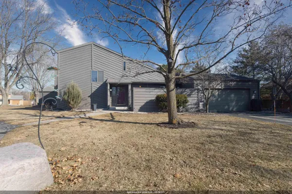 $274,900 | 841 East Windfield Place, Appleton, WI 54911