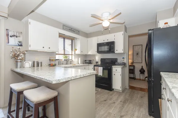 $274,900 | 841 East Windfield Place, Appleton, WI 54911