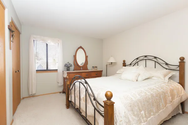 $274,900 | 841 East Windfield Place, Appleton, WI 54911