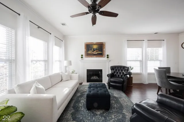 $323,500 | 1463 Shadow Ridge Road, Carmel, IN 46280