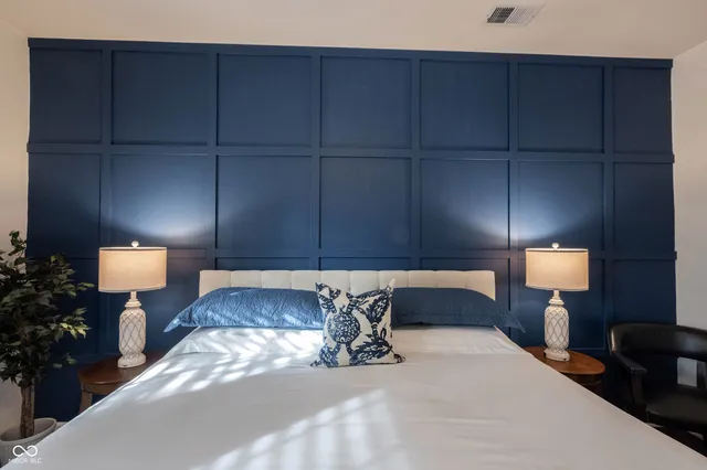 $323,500 | 1463 Shadow Ridge Road, Carmel, IN 46280