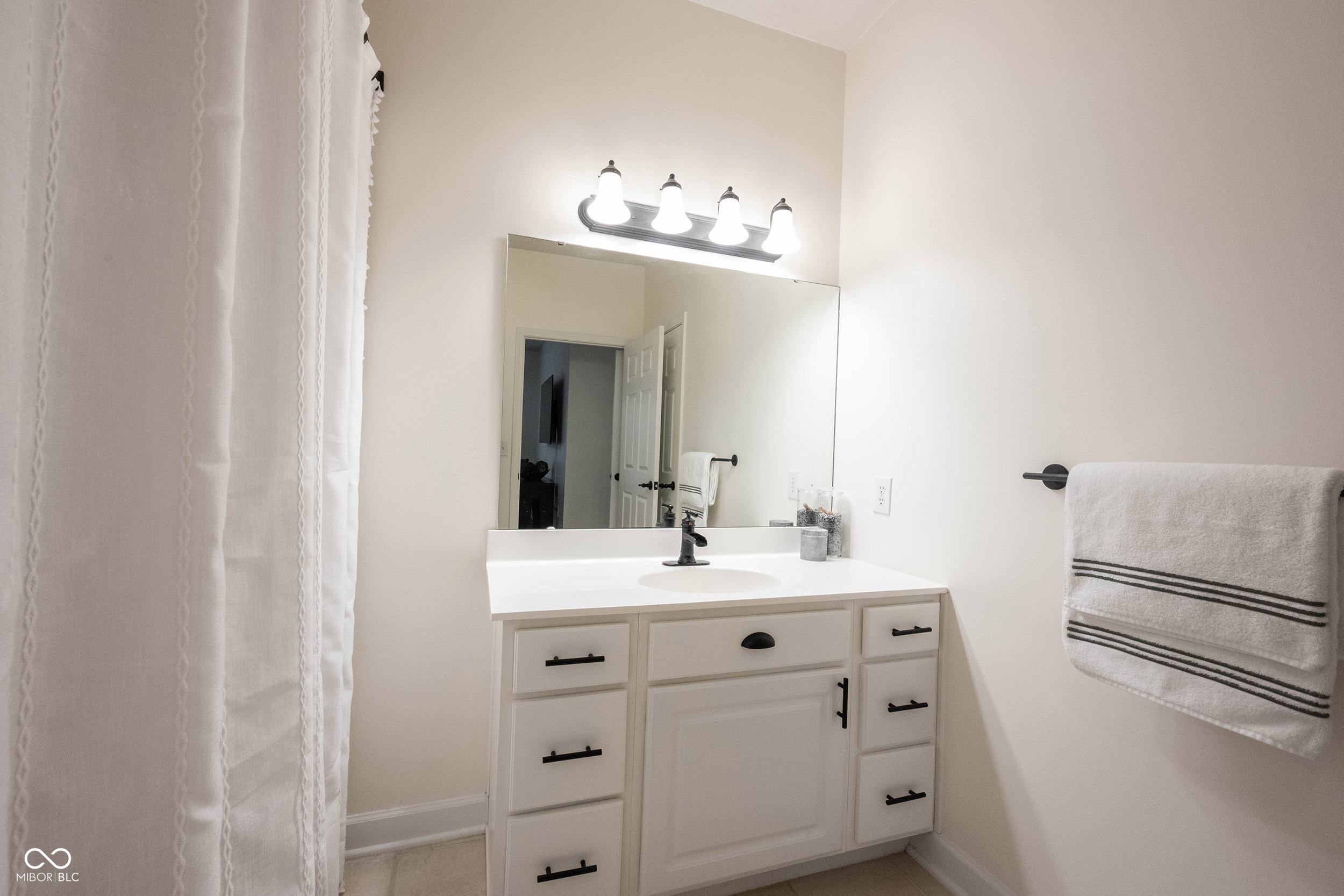 1463 Shadow Ridge Road Carmel, IN 46280 - Photo 25 of 45