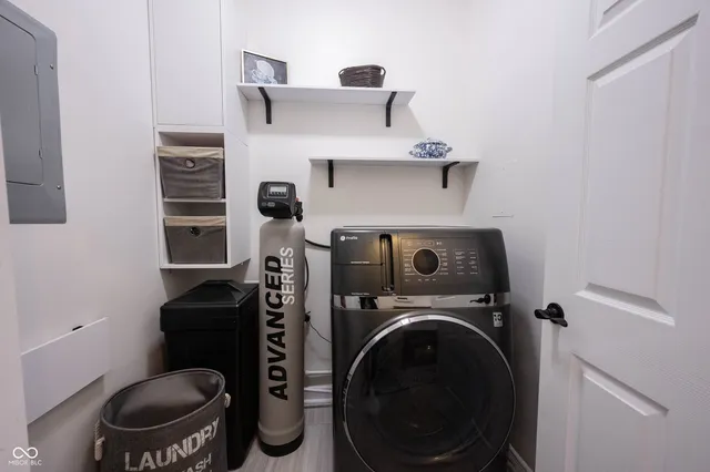 $323,500 | 1463 Shadow Ridge Road, Carmel, IN 46280