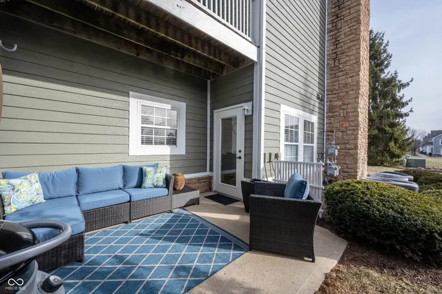 $323,500 | 1463 Shadow Ridge Road, Carmel, IN 46280