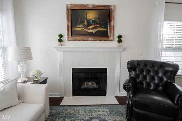 $323,500 | 1463 Shadow Ridge Road, Carmel, IN 46280