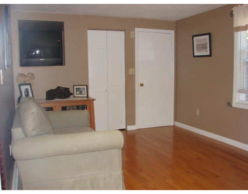 61 Reed Street Randolph, MA 02368 - Photo 11 of 20 Gallery Image 11