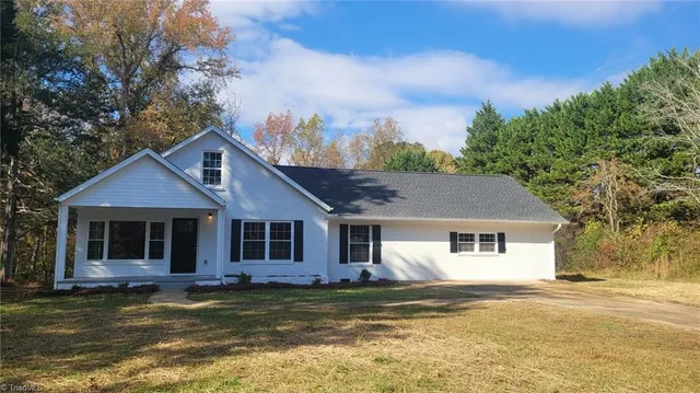 $379,900 | 10064 Cherry Grove Road, Reidsville, NC 27320