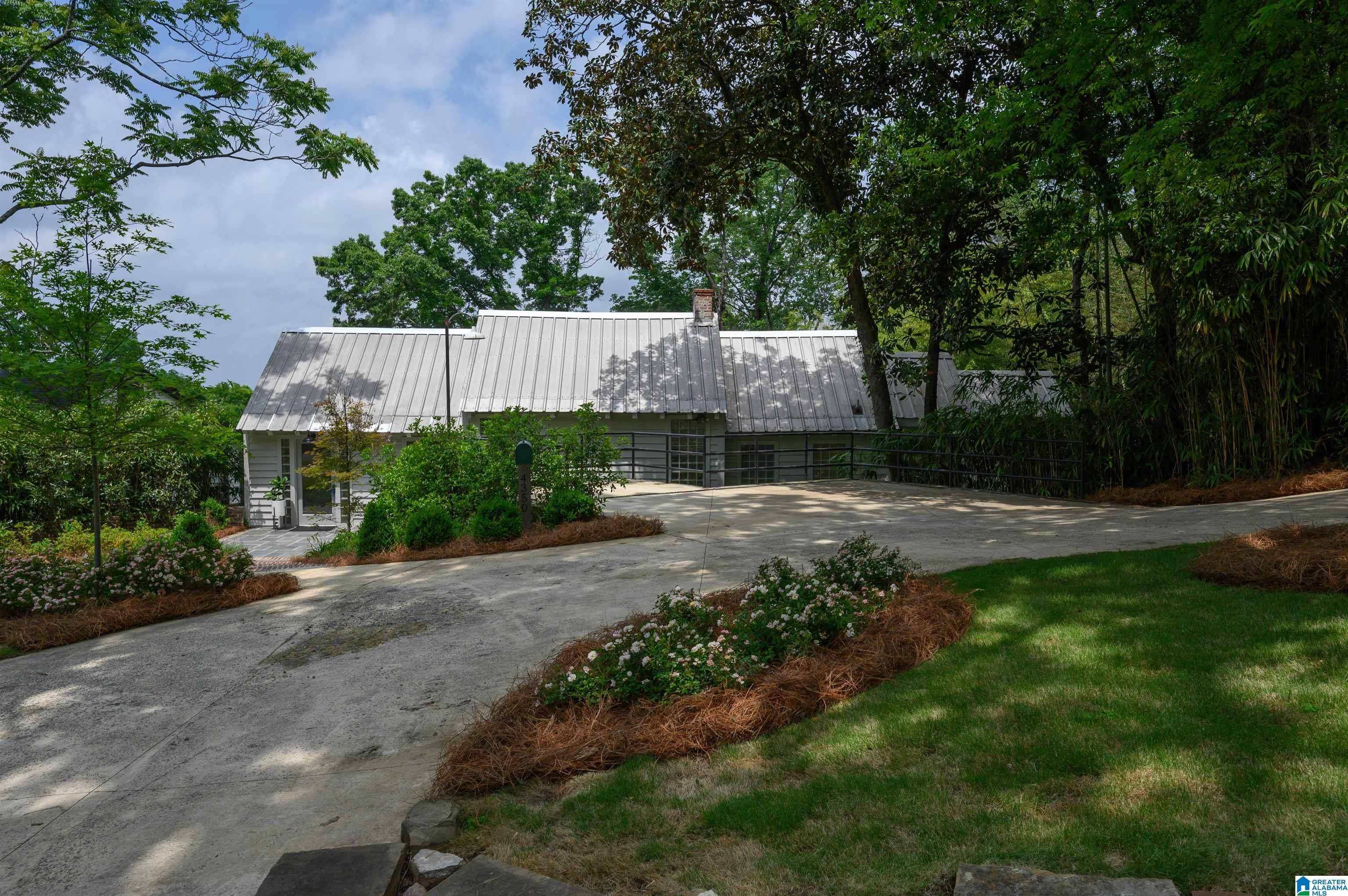 4350 Cliff Road Birmingham, AL 35222 - Photo 3 of 59