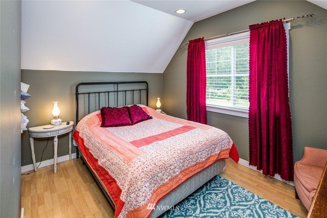 564 West Badger Road Lynden, WA 98264 - Photo 16 of 25
