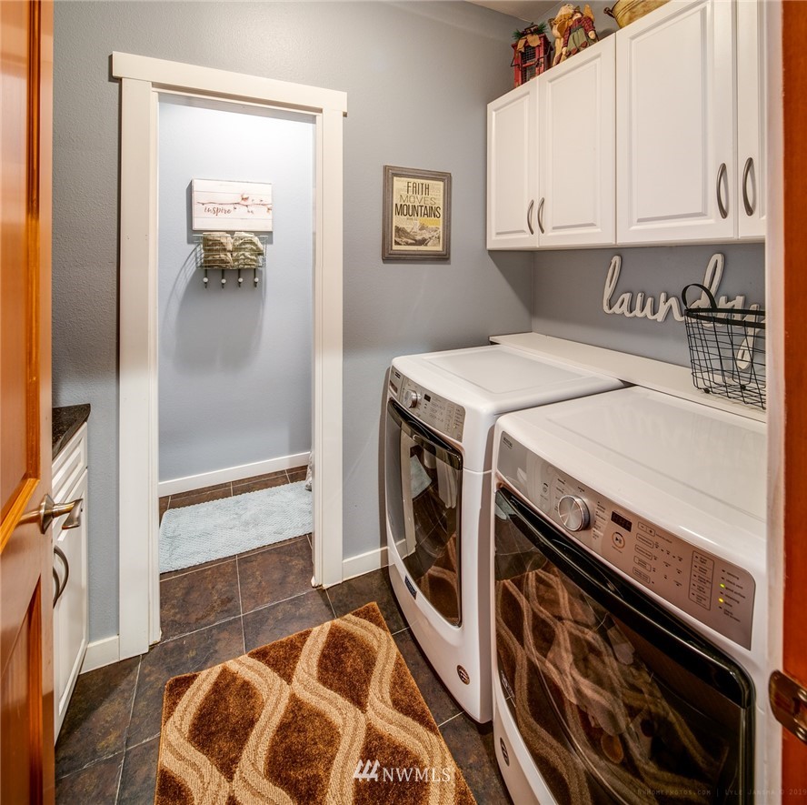 564 West Badger Road Lynden, WA 98264 - Photo 18 of 25
