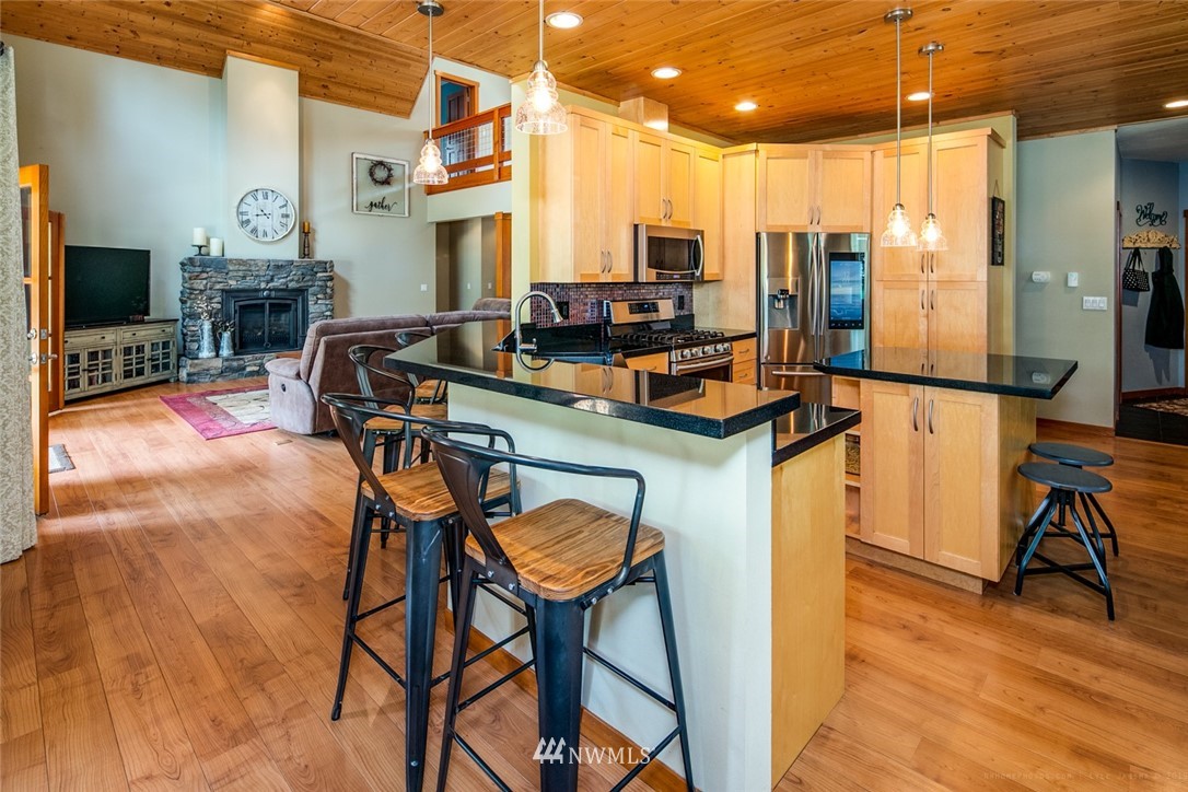 564 West Badger Road Lynden, WA 98264 - Photo 6 of 25