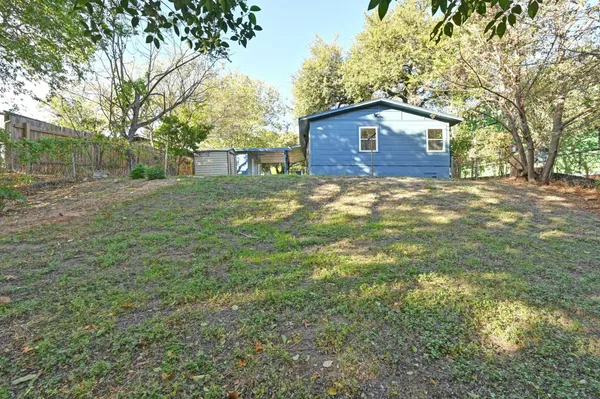 $2,300 | 4611 Goliad Lane, Austin, TX 78745