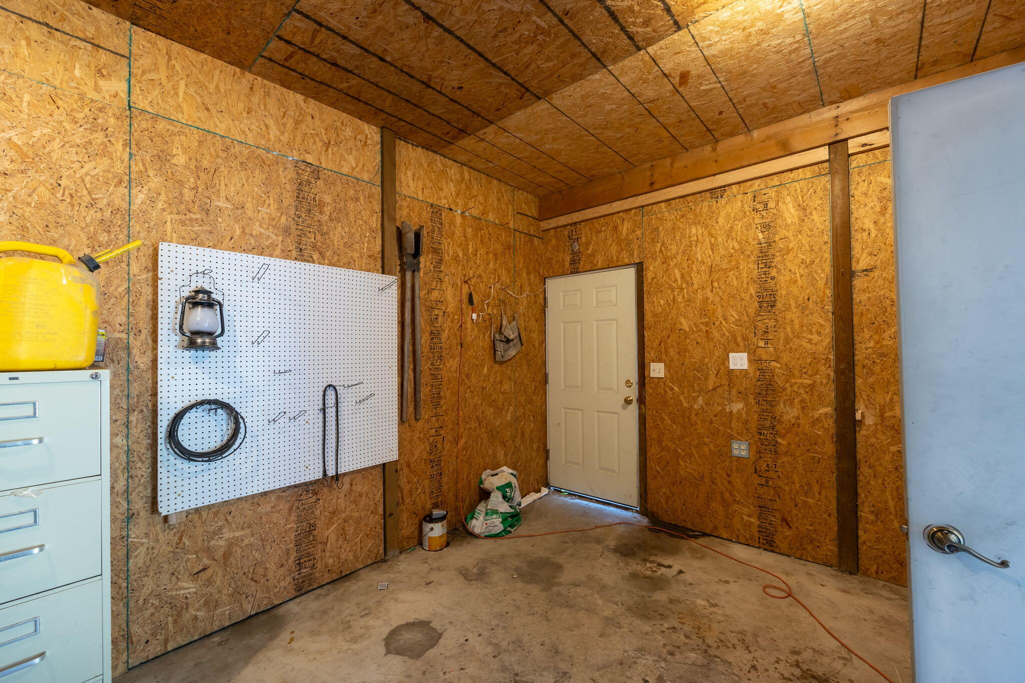 3948 East 46 Road Cadillac, MI 49601 - Photo 13 of 51 5