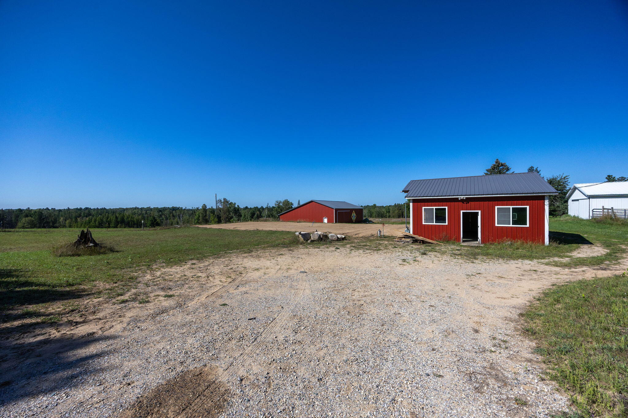 3948 East 46 Road Cadillac, MI 49601 - Photo 5 of 51 1