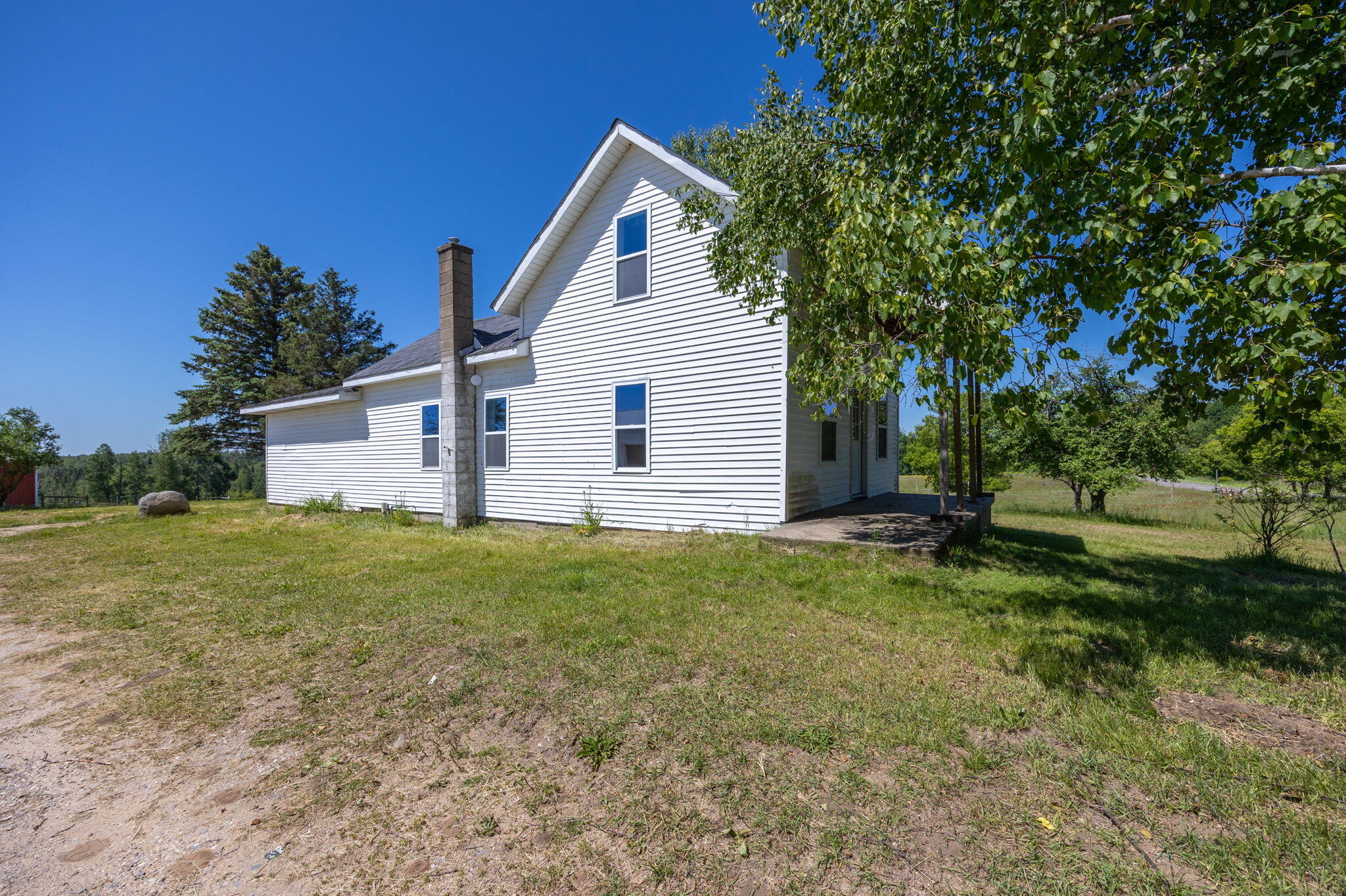 3948 East 46 Road Cadillac, MI 49601 - Photo 7 of 51 2