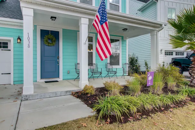$419,900 | 1038 Magnolia Warbler Way, Ravenel, SC 29470