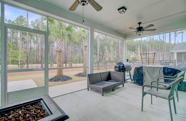 $419,900 | 1038 Magnolia Warbler Way, Ravenel, SC 29470
