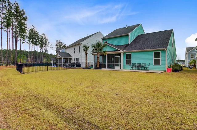 $419,900 | 1038 Magnolia Warbler Way, Ravenel, SC 29470