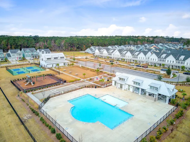 $419,900 | 1038 Magnolia Warbler Way, Ravenel, SC 29470