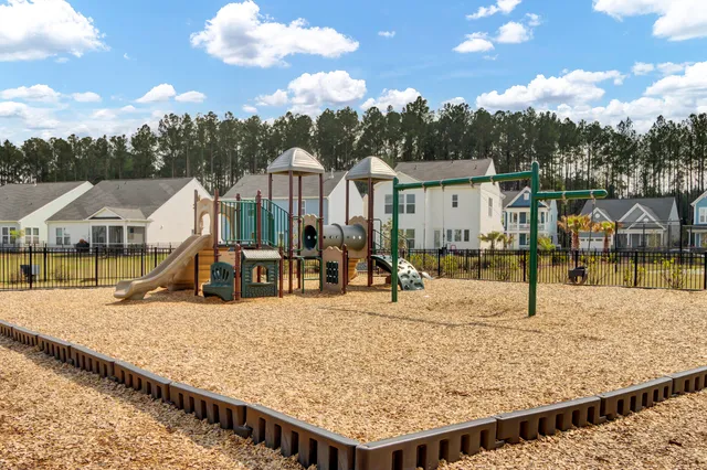 $419,900 | 1038 Magnolia Warbler Way, Ravenel, SC 29470