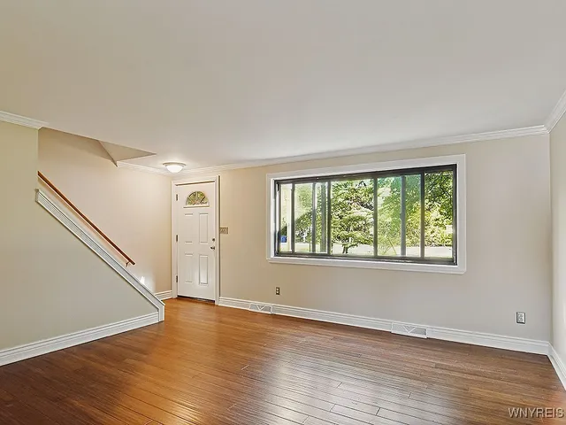 $185,000 | 1689 Orchard Park Road, West Seneca, NY 14224