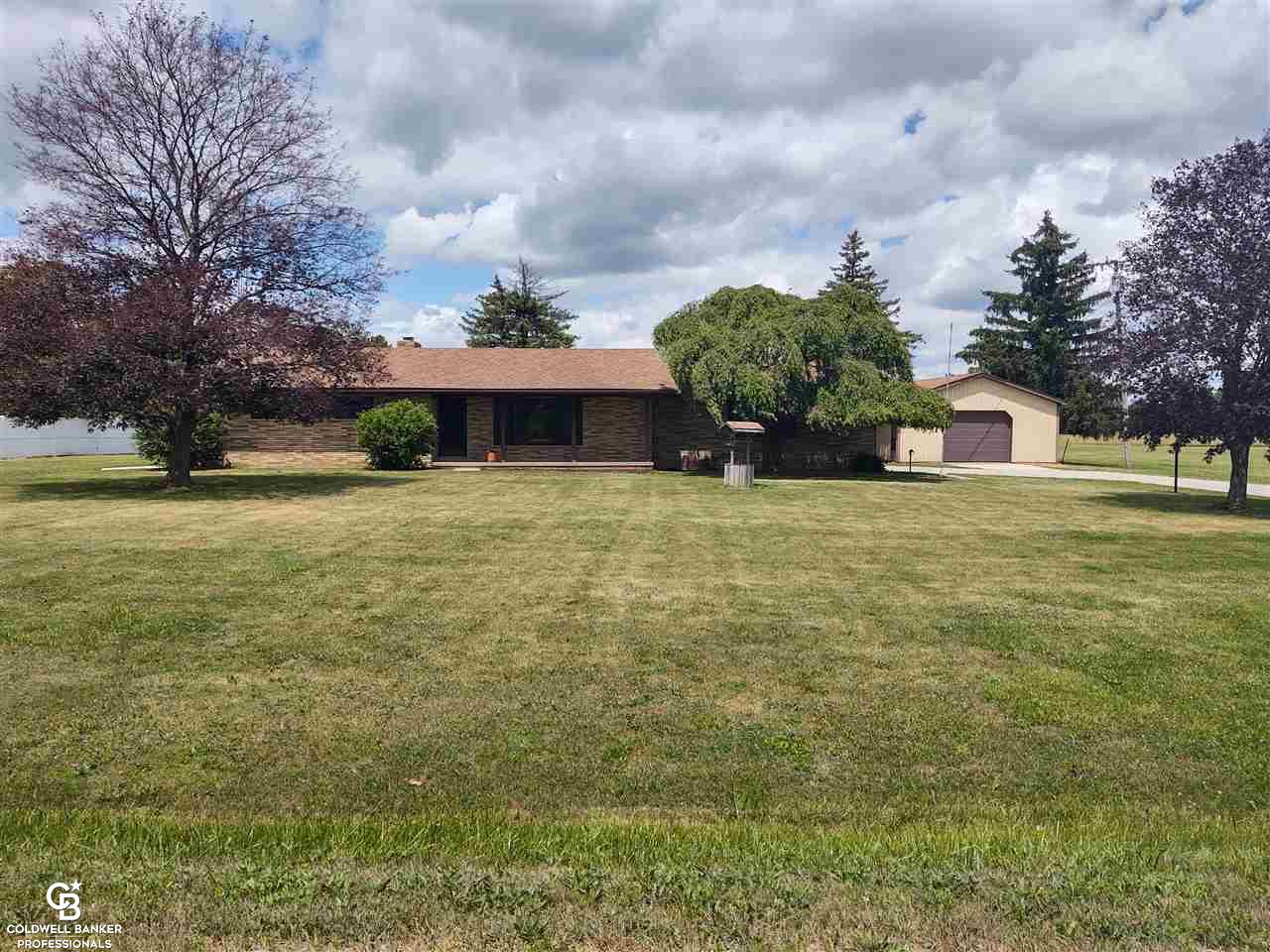 9894 Yale Road Avoca, MI 48006 - Photo 1 of 27 This is a view of the front of the home.