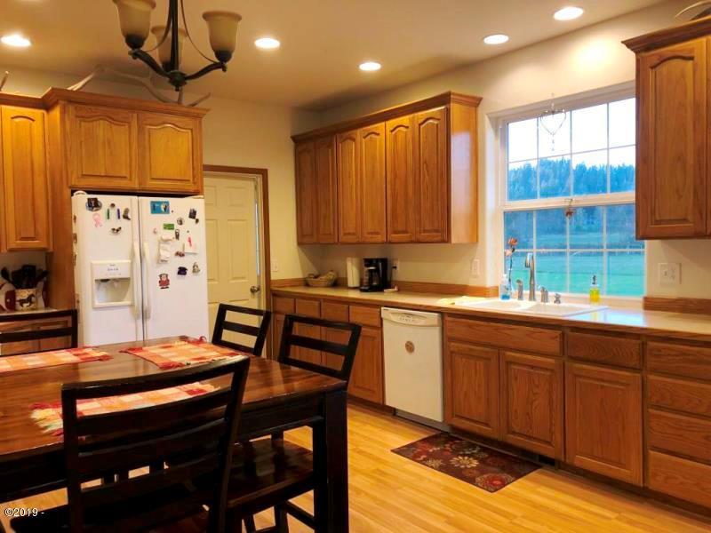 6624 Alderbrook Road Tillamook, OR 97141 - Photo 6 of 45 Kit