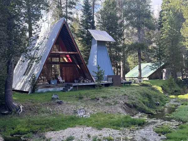 $730,000 | 10 Beasore Road, Bass Lake, CA 93604