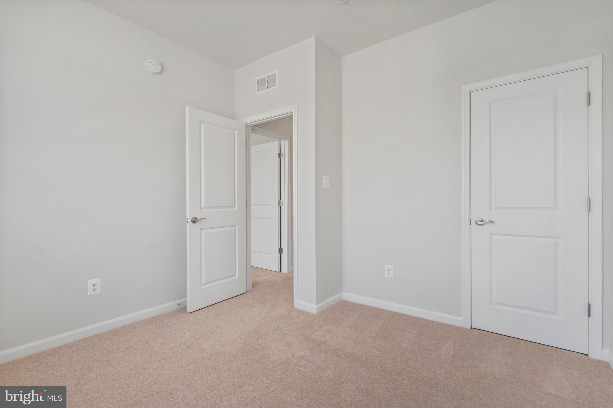 6947 Gladebrook Road Brandywine, MD 20613 - Photo 27 of 37