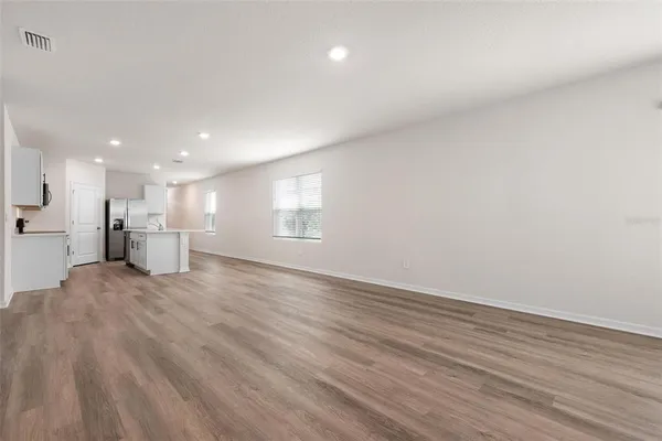 $2,995 | 3218 Bitterroot Lane, Bradenton, FL 34211