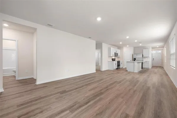 $2,995 | 3218 Bitterroot Lane, Bradenton, FL 34211