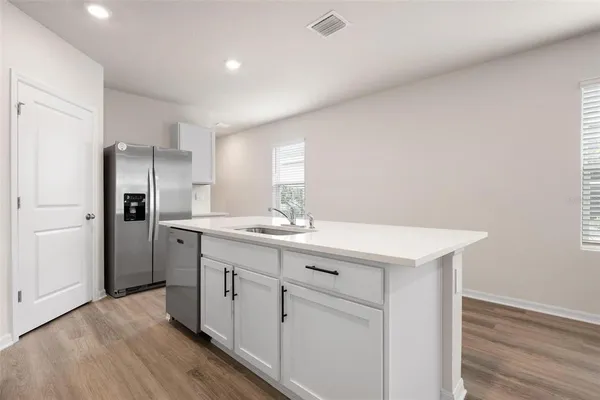 $2,995 | 3218 Bitterroot Lane, Bradenton, FL 34211