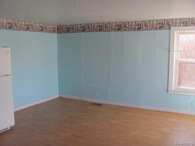 113 East Newark Road Lapeer, MI 48446 - Photo 5 of 9 5dining.jpg