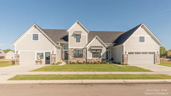 $899,194 | 7124 Black Cherry Lane, Saline, MI 48176