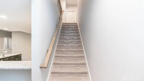 $899,194 | 7124 Black Cherry Lane, Saline, MI 48176