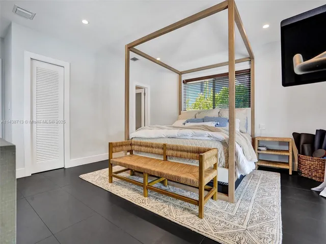 $3,199,001 | 1912 Northeast 119th Road, North Miami, FL 33181