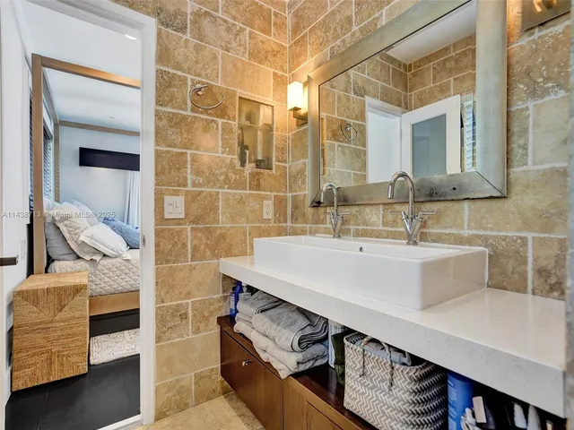 $3,199,001 | 1912 Northeast 119th Road, North Miami, FL 33181